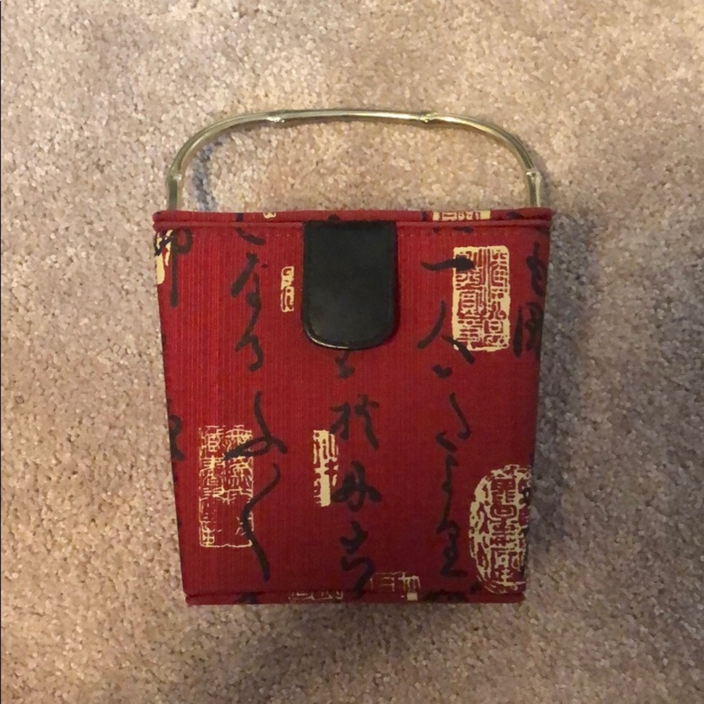 2/$25 💗 take out box purse